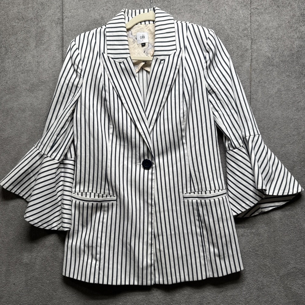 Cabi Blazer Striped Sz 4 Business Casual White Blue Nautical Coastal Bell Sleeve